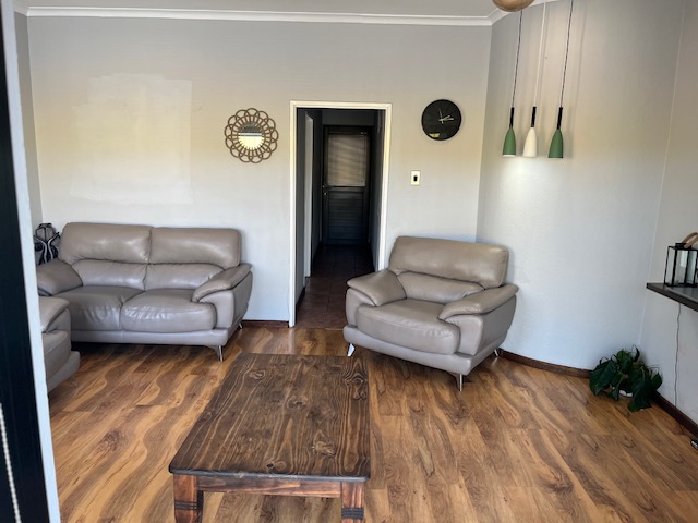 To Let 2 Bedroom Property for Rent in Stikland Western Cape